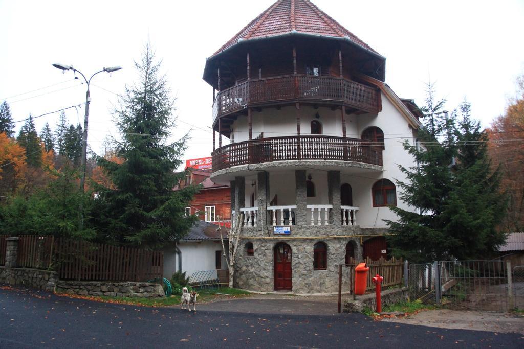 Pensiunea Cetate Balvanyos Exterior photo